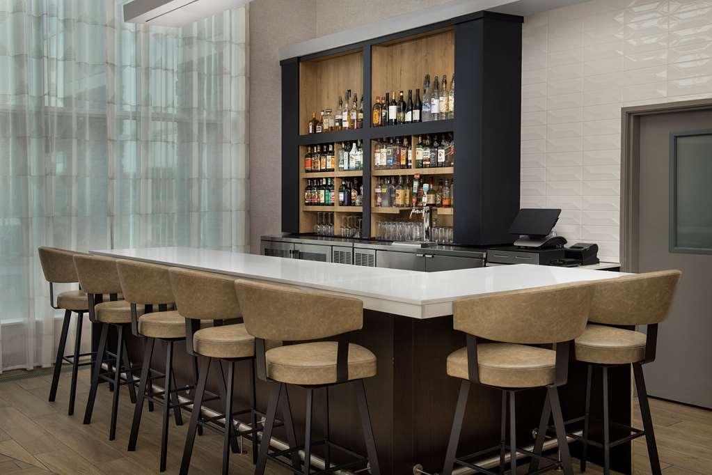Hampton Inn Warroad المطعم الصورة