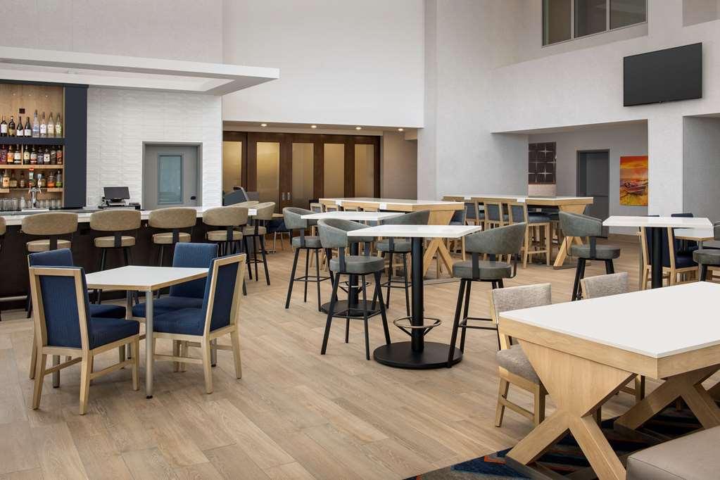 Hampton Inn Warroad المظهر الداخلي الصورة